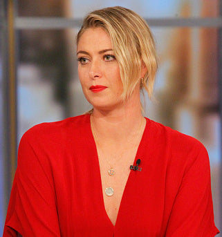 Maria Sharapova - Geometric Circle Necklace