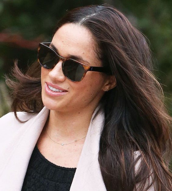 Meghan Markle - Custom Gold necklace - 2 Letter