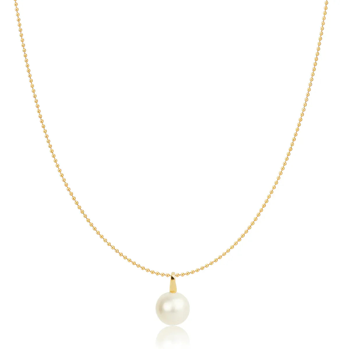 A Perla Necklace on a white background. 