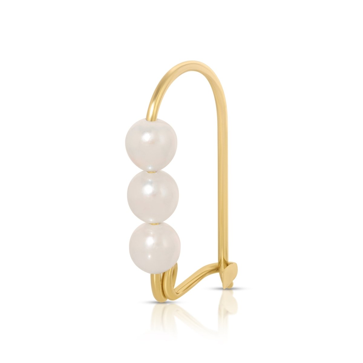 A Tres Pearl Earring on a white background. 